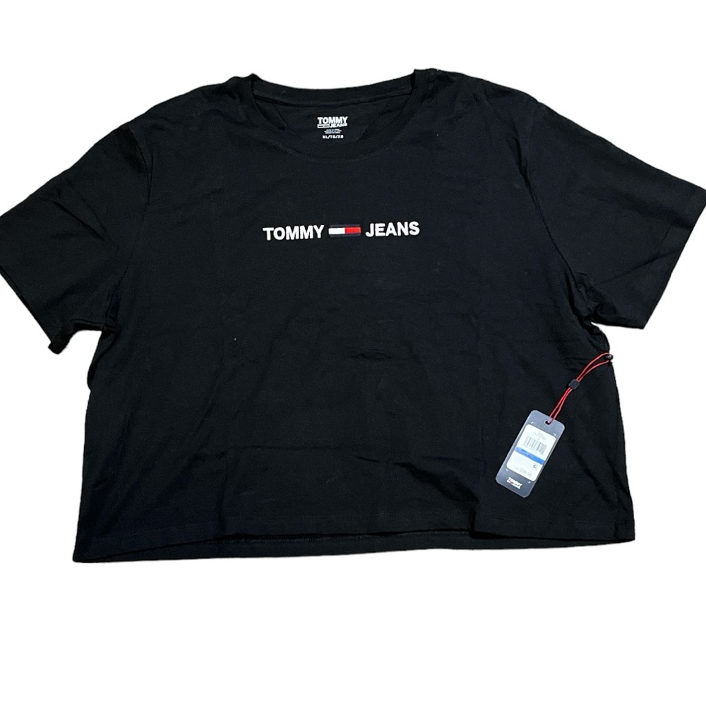 Brand New With Tags!! Women’s Tommy Jeans Crop Tshirt Size XL